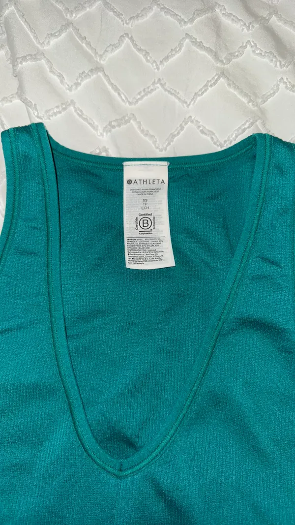 Athleta Ribbed Tank Racerback Green - Image 4