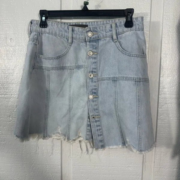 Risen High Waisted Raw Hem Denim Buttondown Skirt Size Medium EUC - Image 2