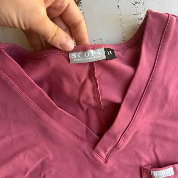 Scope scrubs set in pink- Thea 8 pocket jogger and Harry 1 pocket top - Image 14