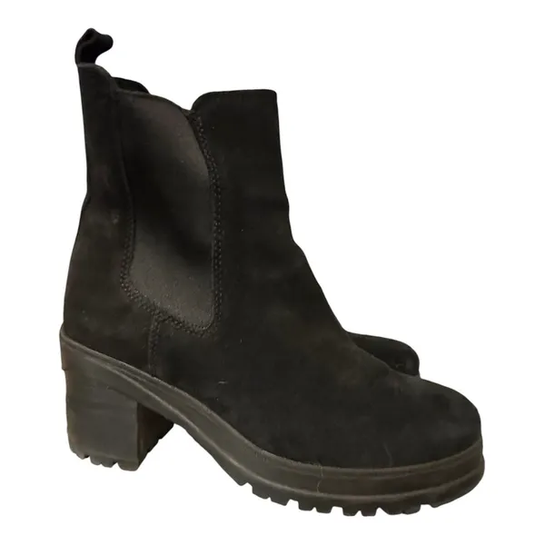 La Canadienne Conner Chelsea boot Black Suede Size 8 - Image 4