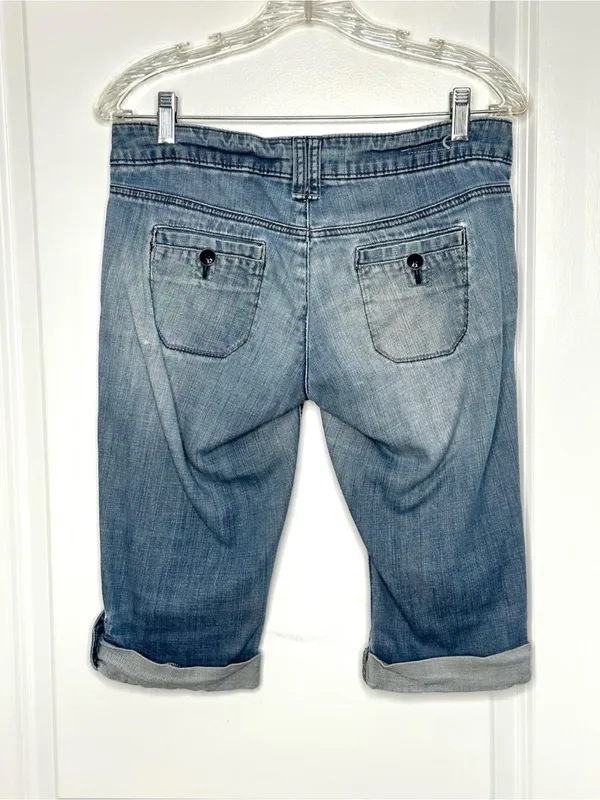 American Eagle Y2K Denim Roll Up Capri Sz 4 - Image 3