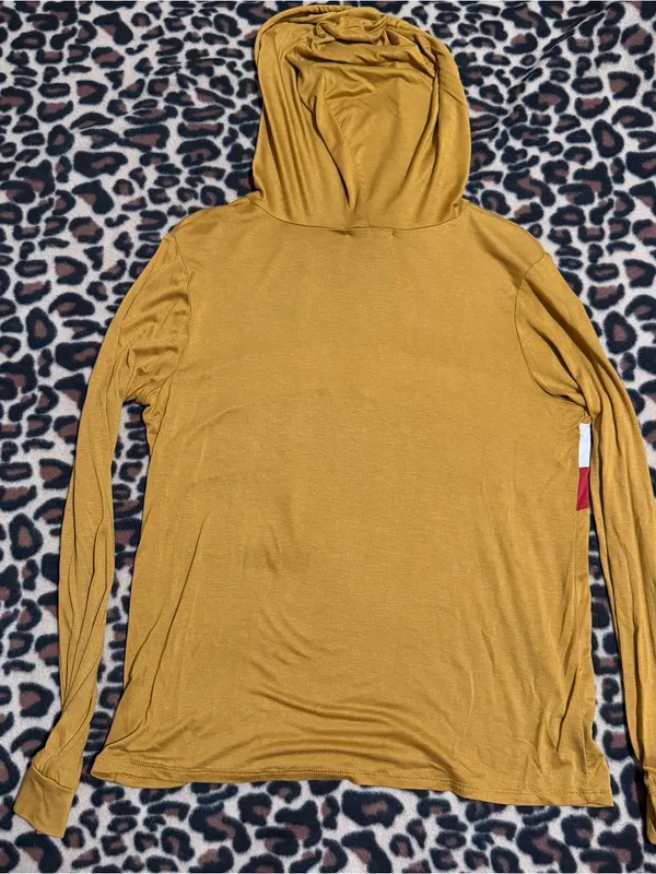 2000s vintage style yellow, red, and white color block hoodie - Image 4