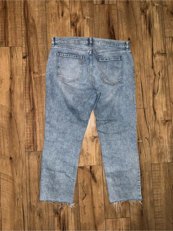 Old navy jeans - Image 6