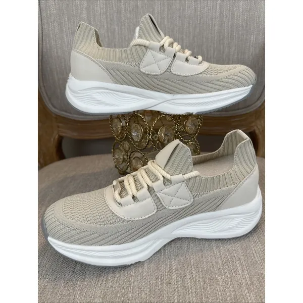 Outwoods Women's lightweight athletic mom sneaker resort travel cream color 6.5 comfort - Image 11