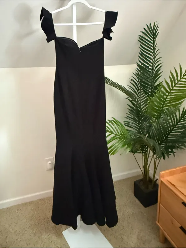 Likely Sunset Gown black off the shoulder dress size 0‎ - Image 6