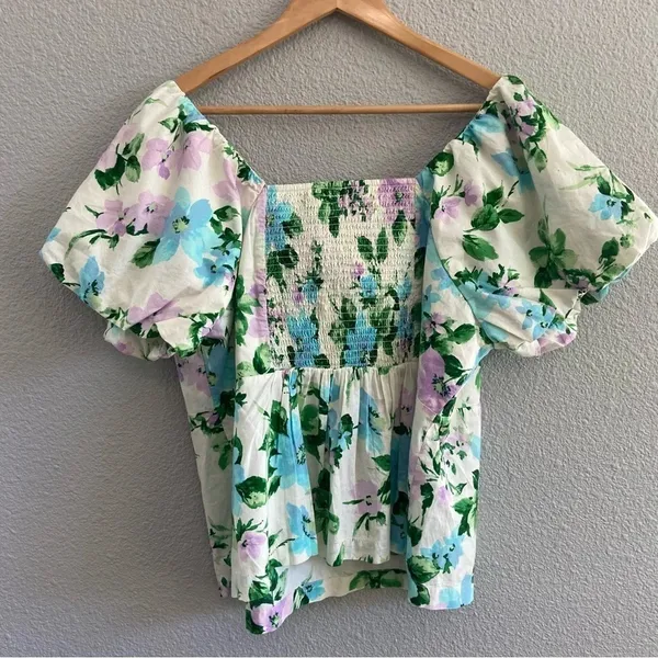 Old Navy Waist‎ Defined V-neck top Size 2X - Image 3