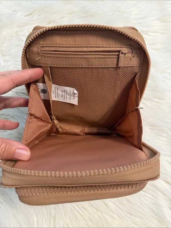 LIFE IN STYLE TAN Sling Bag brand new - Image 6