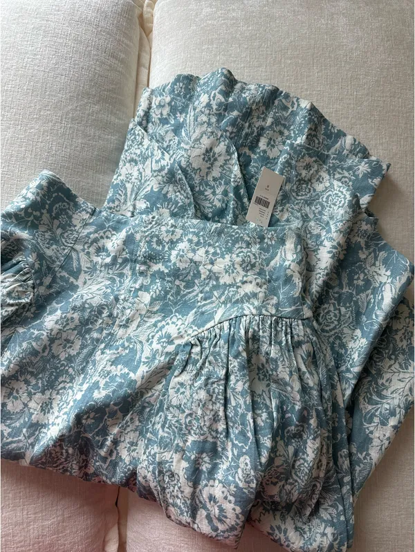 Anthropologie Skirt Floral - Image 3