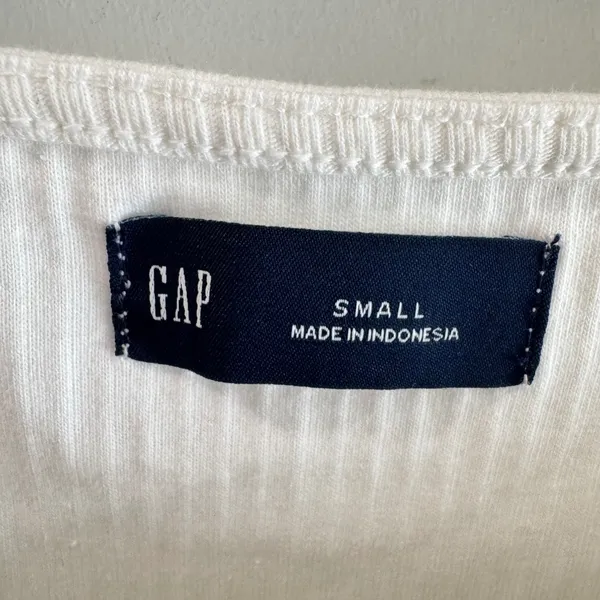 Gap Womens Ribbed Button Front Tank Top Off White Small NWT - Image 3