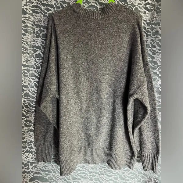🐩🔦 American Eagle Snoopy Skeleton Sweat GITD 🐩🔦 - Image 5