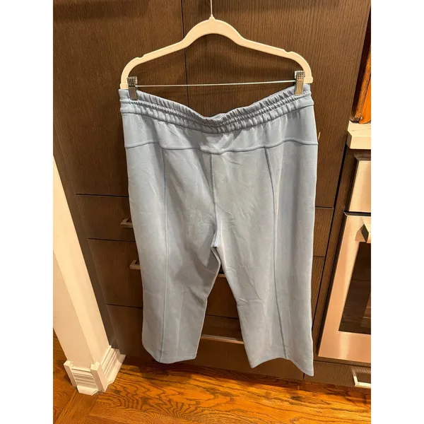 Lululemon Softstreme High-Rise Wide-Leg Crops blue 14 - Image 3