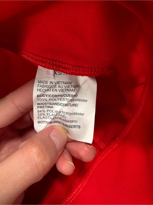 Under Armour Women’s Red Athletic Shorts loose XS - Image 4