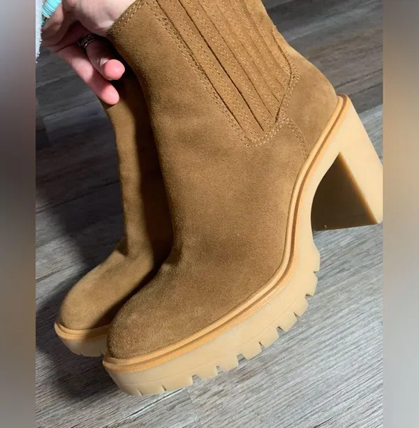 Dolce Vita Chelsea Boots Heels Caster Suede Chestnut Brown Winter New Size 8 - Image 6