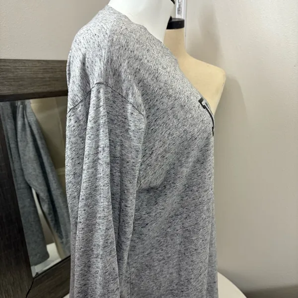 PINK Victoria's Secret Heather Gray Top - Image 9