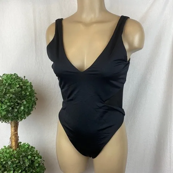 BuffBunny Black 1 Piece Bodysuit 1 Piece Swim Bathing Suit L - Image 2