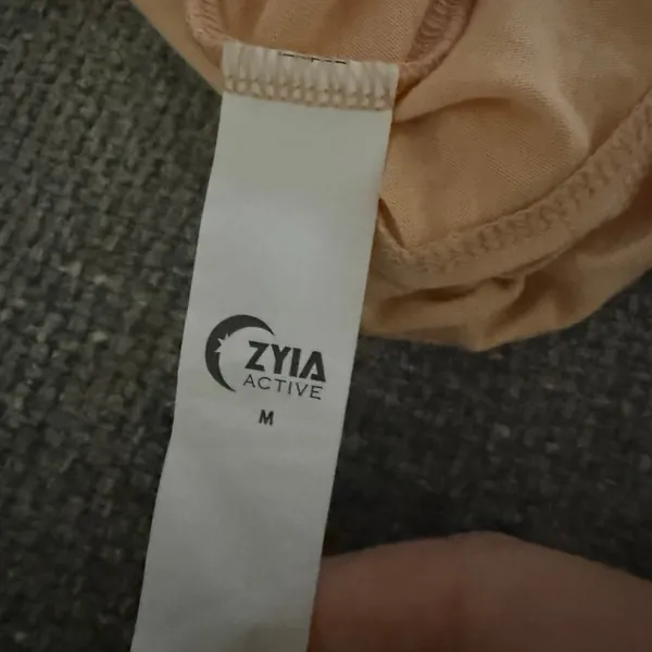 Zyia peach tank-M - Image 5