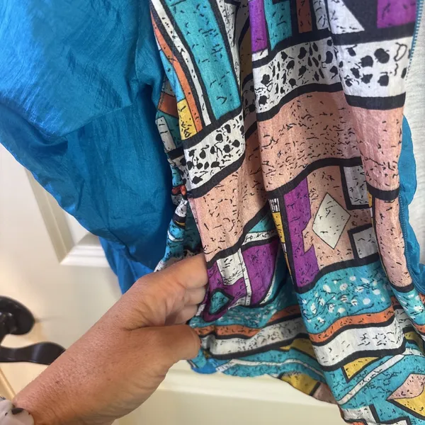 VTG Laura Katherine Medium Windbreaker Multi Color Aztec Lightweight Jacket 90's - Image 5
