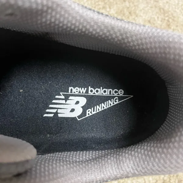 New balance 990 v6 women’s size 10 grey, running shoe. - Image 7