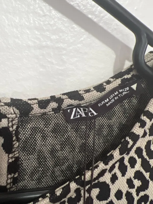 NWT Zara Animal Print Dress with Side Slit Size M - Image 9