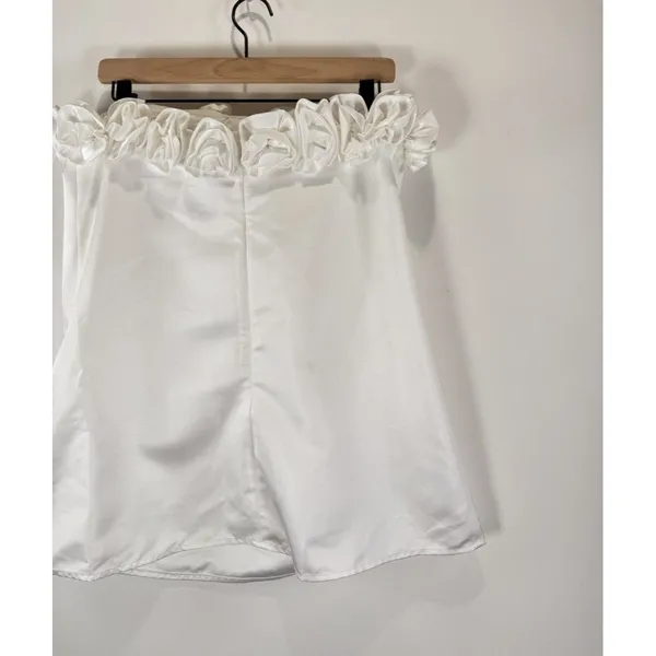 NWT WeWoreWhat Womens Dress White Rose Mini Satin Strapless A Line Party Size 6 - Image 7