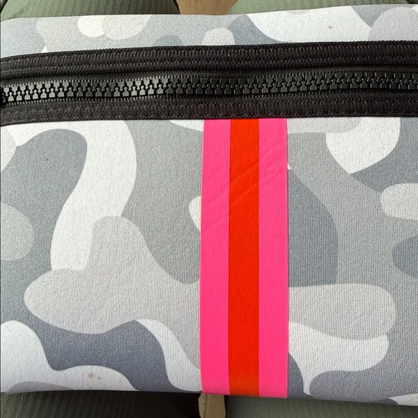 Haute Shore Greyson Tote & Wristlet Gray - Image 6