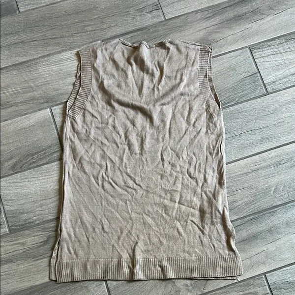 Women's Tan Sleeveless Sweater - Image 5