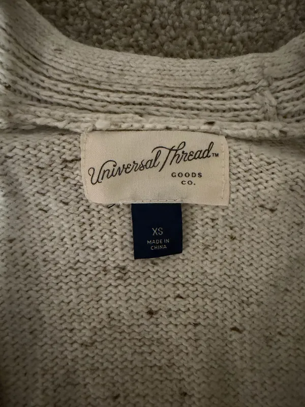 Universal Threads Button Cardigan - Image 4