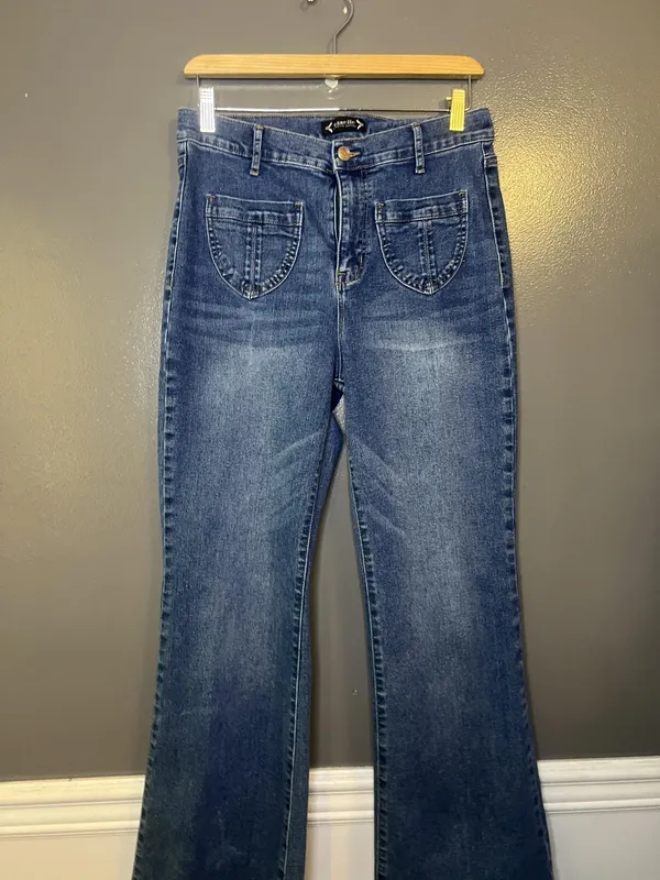 Nanette Lepore Jolie High Rise Flare Jeans Womens 8 Medium Wash Blue Denim - Image 3