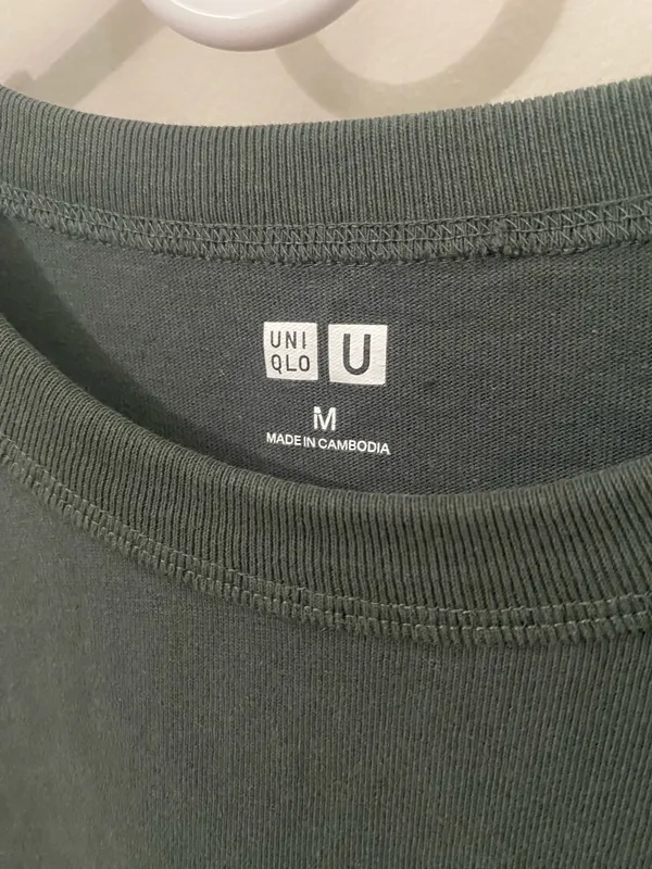 Uniqlo Dark Gray Crew Neck T-Shirt - Image 3