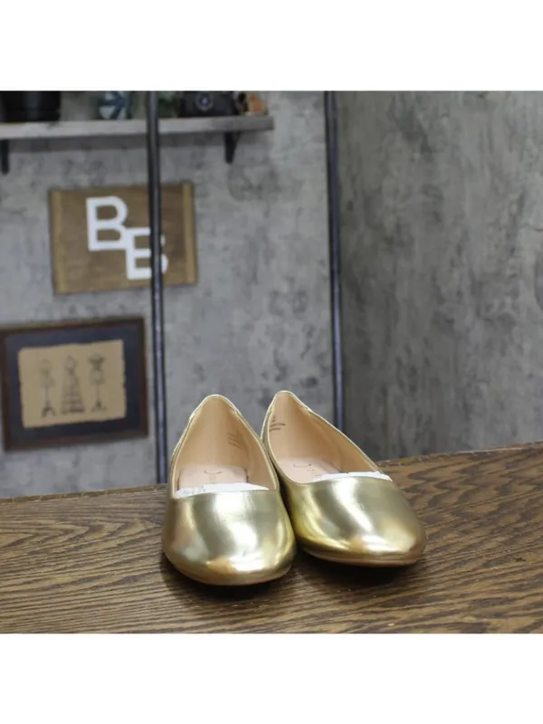 NWT Journee Collection Women's Comfort Kavn Dress Flats KAVN-WD Gold Yellow 7.5W - Image 4