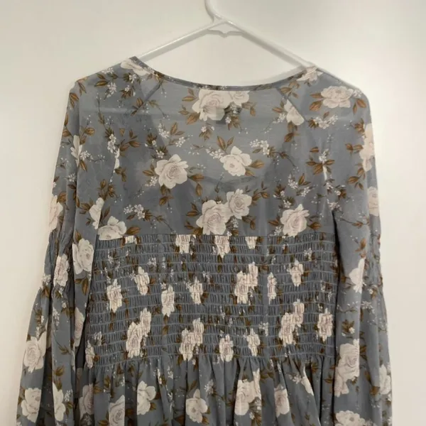 AMERICAN EAGLE Smocked Floral Blouse Blue Cream Ivory Long Sleeve Boho Peplum XS - Image 14