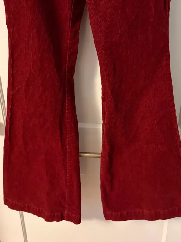 By Anthropologie Low-Rise Flare Corduroy Pants burgundy size 4 bohemian fall - Image 6