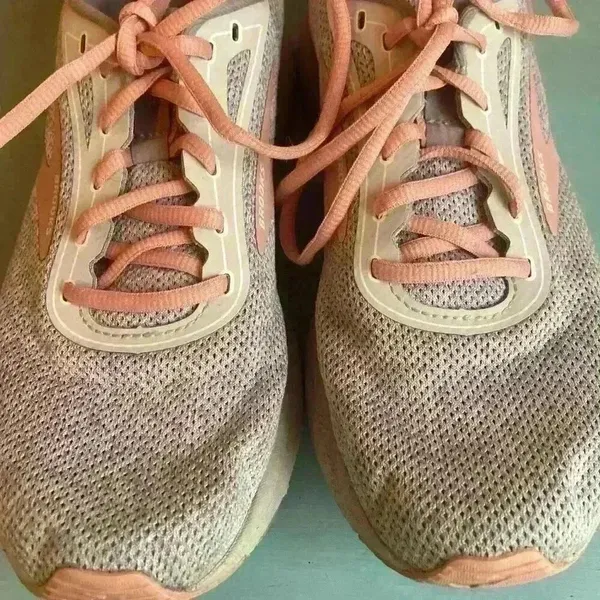Brooks Anthem 3 Running Sneaker Women's Size 8.5 Gray Pink Peach Coral - Image 7