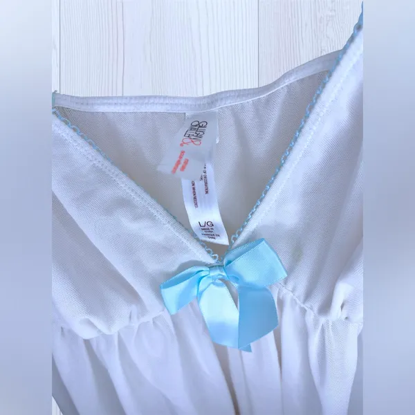 GILLIGAN & O'MALLEY Vintage Soft Girl White Mesh Babydoll Chemise Top - Image 5