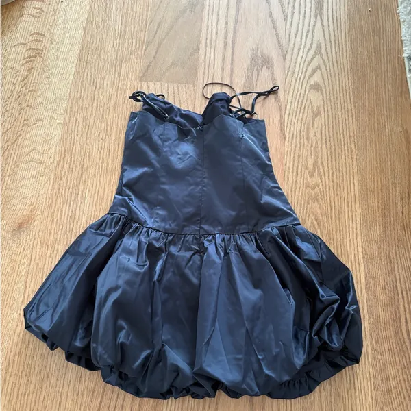Lioness bubble hem dress - Image 3