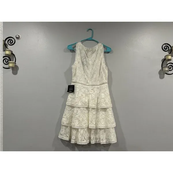 Lulus Properly Chic White Sleeveless Lace Tiered Mini Dress Large L - Image 4
