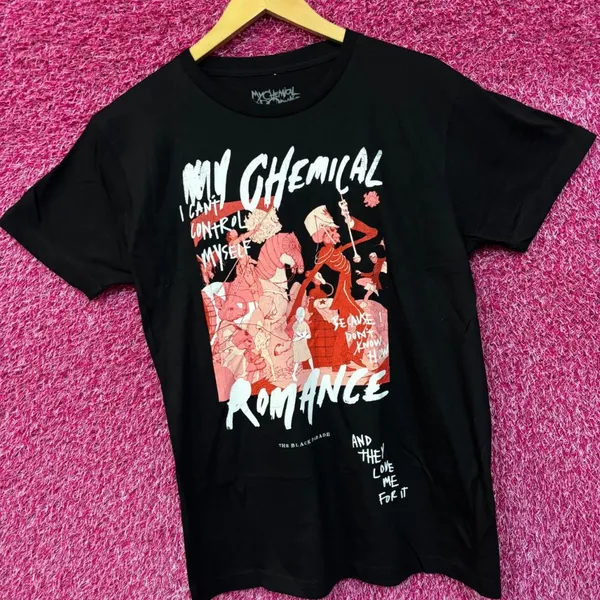 My Chemical Romance Black Parade Size Large they love me Tshirt size large - Image 3