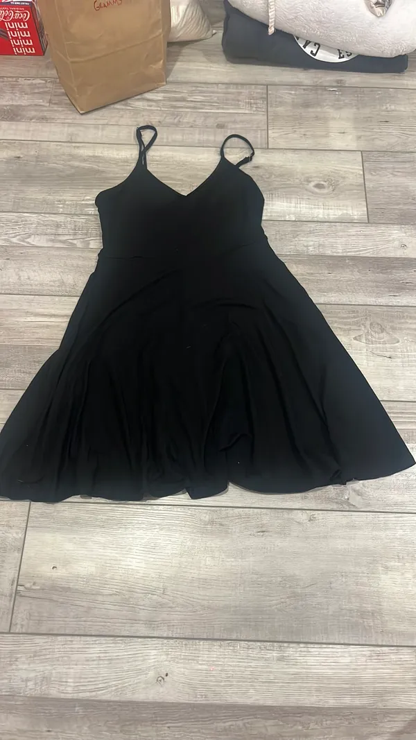 Black dress - Image 2