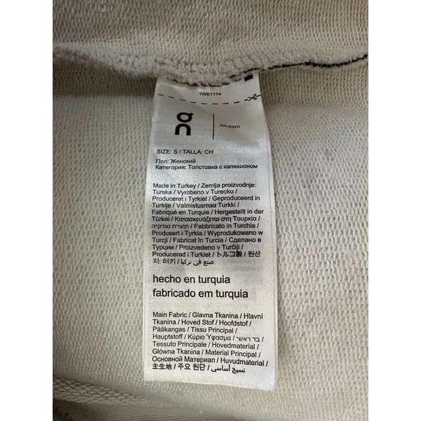 On Running Club Hoodie R.F.E.O Small - Image 5