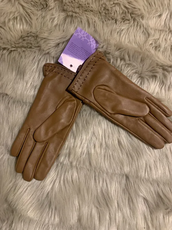 NWT Hot In Hollywood Leather Gloves Tan - Image 2