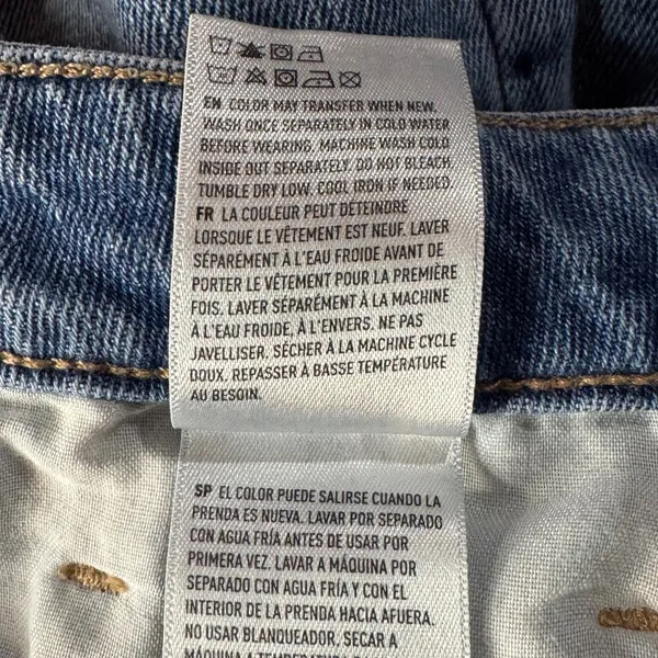 American Eagle SZ 4 LONG Mom Jeans Hi-Rise Distressed Rip Zip-Fly Whiskered Blue - Image 11