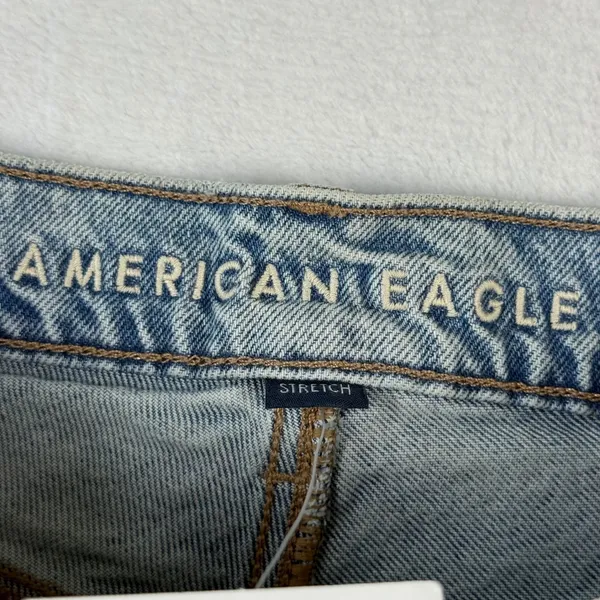 American Eagle Ex-Boyfriend Short Light‎ Wash Distressed Denim 000 23W 41979022 - Image 2