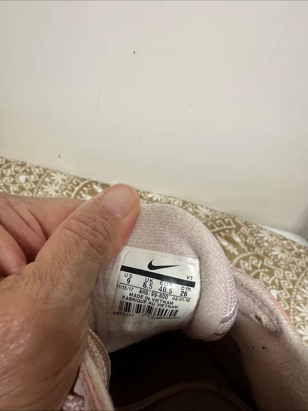 Nike Women's Sneakers in Pale Pink and Black Swoosh - Image 7