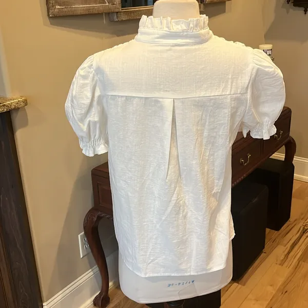 Embroidered Cotton Off White Ruffle Neck Short Sleeve Blouse New - Image 5