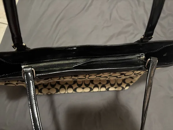 Coach purse  - Image 5