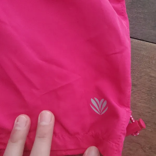 Pink work out shorts size medium no lining inside it was taken out - Image 2