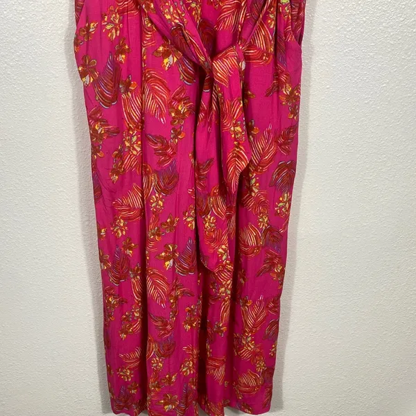 Free People Vibrant Pink Floral Jumpsuit Size 2 100% Viscose - Image 7