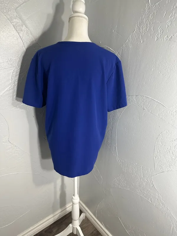 Figs Technical Collection V-Neck Scrub Top in Cobalt Blue - Image 9
