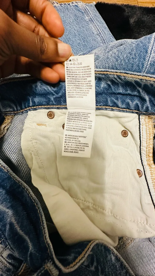 American Eagle Super High Rise Baggy Wide Leg Jeans – Light Wash - Image 10