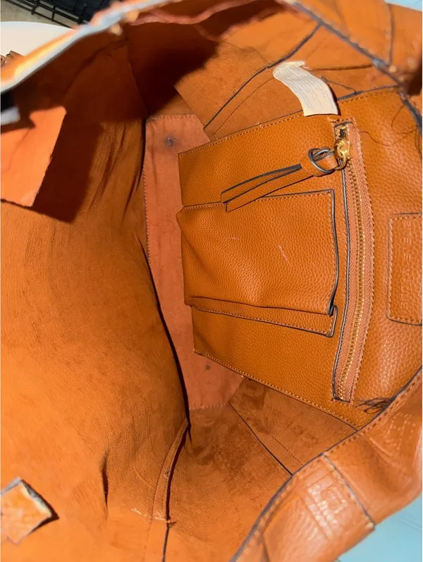 Steve Madden brown tote bag with pouch - Image 2